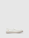 Sapatos Slip-on em Branco